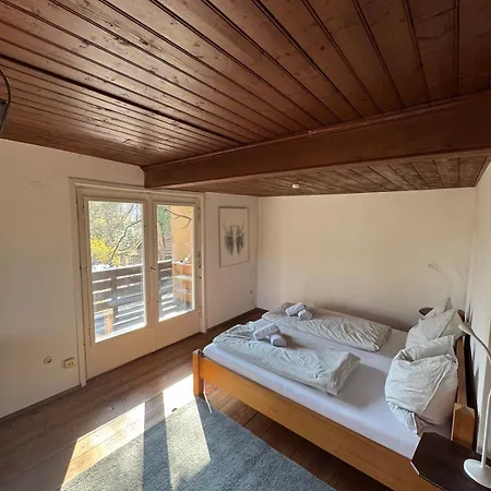 Malerisches Kuenstlerhaus Fuer Bis Zu 6 Gaeste - Balkon & Parkplatz Apartment Krailling